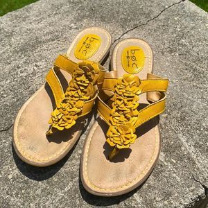 B.O.C. Born slides size 9 Yellow